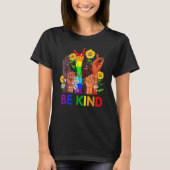 Be Kind Rainbow Sign Language LGBT Pride Equality  T-shirt (Voorkant)