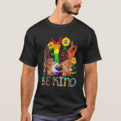 Be Kind Sign Language Hand Talking LGBTQ+ Gay Les  T-shirt (Voorkant)