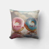 Be Mine & I Do Donut Sierkussen – Sweet & Playfu (Voorkant)