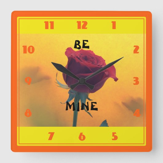 BE MINE Valentijn Red Rose Vierkante Klok (Voorkant)