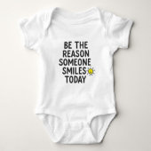 Be the Reason Someone Smiles Positive Message Romper (Voorkant)