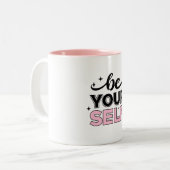"Be Your Self" Inspirational Black and Pink Mug Tweekleurige Koffiemok (Voorkant links)