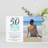 Beach 50 en Fabulous Birthday Photo Invitation Kaart (Staand voorkant)