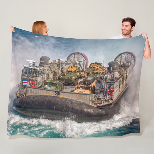 BEACH ASSAULT - LCAC FLEECE DEKEN (In situ)