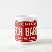 Beach Babe 1969 | Retro Red Florida License Plate Koffiemok (Center)