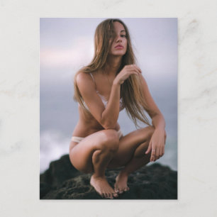 Beach babe bikini-model briefkaart