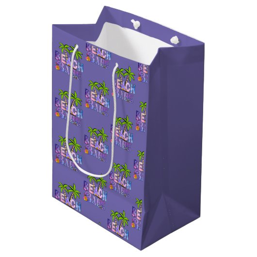 Beach Babe Medium Cadeauzakje (Voorkant Gekanteld)