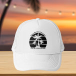 Beach Bachelor Party Island bruiloft gepersonalise Trucker Pet<br><div class="desc">Koele zwarte palmbomen op een stijlvol aangepast vrijgezellenfeest of bruiloft pet. Pas deze tropische petten aan voor uw bruiloft. Ze zijn perfect voor het hele bruidsfeest bij een repetitiediner op het eiland of voor een bruidsmeisje of de beste man.</div>
