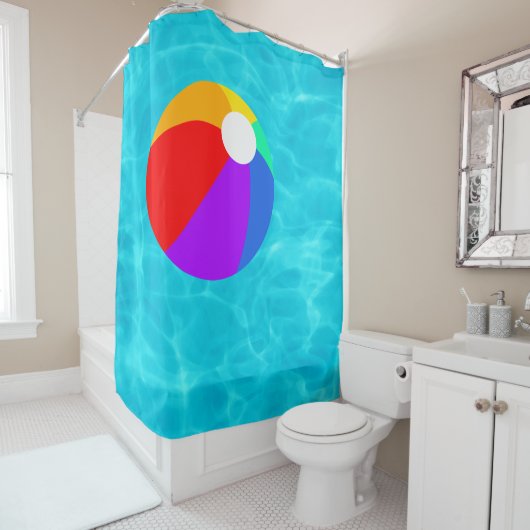 Beach Ball in Pool. Douchegordijn (In situ)