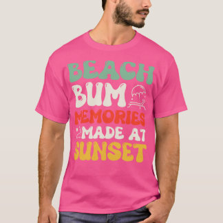 Beach Bum herinneringen gemaakt bij zonsondergang T-shirt