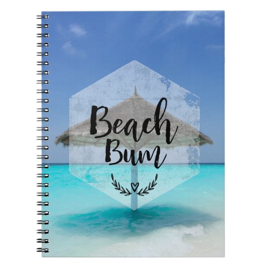 Beach Bum met Thatched Beach Umbrella Notitieboek (Voorkant)