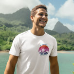 Beach Cruise Custom Family Reunion Pocket Logo T-shirt<br><div class="desc">Koel samen met familievrije t-shirts voor een vader,  moeder,  zus en broer die op een eilandcruise draag. Met mooie palmbomen voor een  roze strandzonsondergang. Ideale aangepaste t - shirts voor je zomerreis naar het zee.</div>