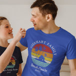 Beach Cruise Family Reunion Retro Matching<br><div class="desc">Op een cruise vakantie? Pas deze camping retro design voor de gehele familie aan door uw familienaam of douanetekst, en jaar van het avontuur toe te voegen. Ik hoop dat het niet alleen over het koele ontwerp is dat uw oog betrapt maar het feit dat u het nooit in een...</div>