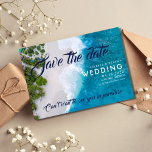 Beach Destination Wedding Save Dates Save The Date<br><div class="desc">Een prachtige luchtstrandfotografie bruiloft... bespaart de datumkaarten voor je bestemming, je eiland of je strandbruiloft. Deze uitnodiging kan worden gebruikt voor elk tropisch strand of elke eilandlocatie van uw keuze. Wijzig gewoon de formulering op de sjabloon om aan uw behoeften te voldoen. Pas je aan met je namen, trouwdatum en...</div>