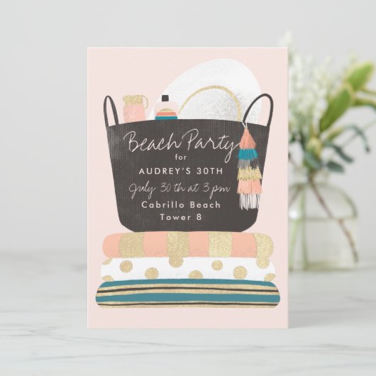 Beach Essentials Summer Beach Party Invitation Kaart (Staand voorkant)