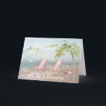 Beach Flamingo Wreater Unique Kerstmis Kaart<br><div class="desc">Vrolijk kerstfeest op deze mooie Waterverf Beach — vreedzaam en zacht tafereel met twee strandstoelen — vriendelijke flamingo met mooie kreet — palmboom met een paar ornamenten. Ook verkrijgbaar in verschillende papiergewichten — uw keuze. Om het even welke ontwerpvragen, verzend enkel een e-mail naar charmdesignstudio@rcn.com en wij zullen zeer verheugd...</div>