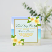 Beach & Frangipani Birthday Uitnodiging (Staand voorkant)