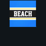BEACH Fun Helderblauw Zwart Wit Gele Strepen Canvas Afdruk<br><div class="desc">Dit kleurrijke sportieve ontwerp is voorzien van gedurfde STRANDTEKST in een brede zwarte horizontale middenstreep met witte en goudgele racestrepen tegen felblauwe buitenstrepen. De tekst kan gepersonaliseerd worden.</div>