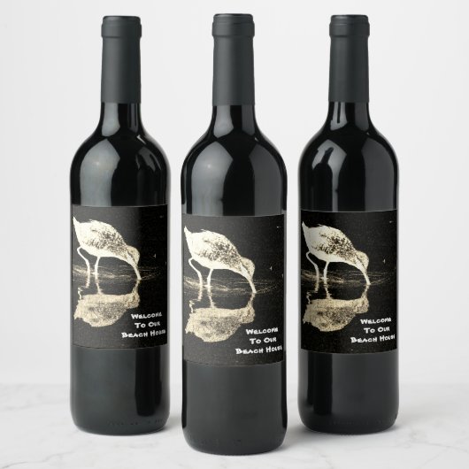 Beach House Bird Reflection Black en White Moderne Wijn Etiket (Flessen)