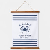 Beach House Familienaam Crab Navy Blue en White Hangend Wandkleed (Voorkant)