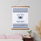 Beach House Familienaam Crab Navy Blue en White Hangend Wandkleed (Slaapkamer)