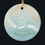 Beach House Nautical Starfish Aqua Blue ID623 Keramisch Ornament<br><div class="desc">Met dit product in de zachte kleuren van zee en zand kunt u eenvoudig uw eigen naam en tekst toevoegen met de meegeleverde sjabloon. Het eenvoudige afbeelding van zeesterren op een benauwde, waterverf achtergrond wordt gemarkeerd door een golfaccent in aqua en wit. Als je niet het geluk hebt om een...</div>