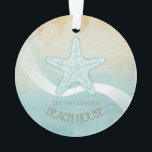 Beach House Nautical Starfish Aqua Blue ID623 Ornament<br><div class="desc">Dit acrylzandontwerp in de zachte kleuren van zee en ornament stelt u in staat om eenvoudig uw eigen naam en tekst toe te voegen met behulp van de meegeleverde sjabloon. Het eenvoudige afbeelding van zeesterren op een benauwde, waterverf achtergrond wordt gemarkeerd door een golfaccent in aqua en wit. Als je...</div>