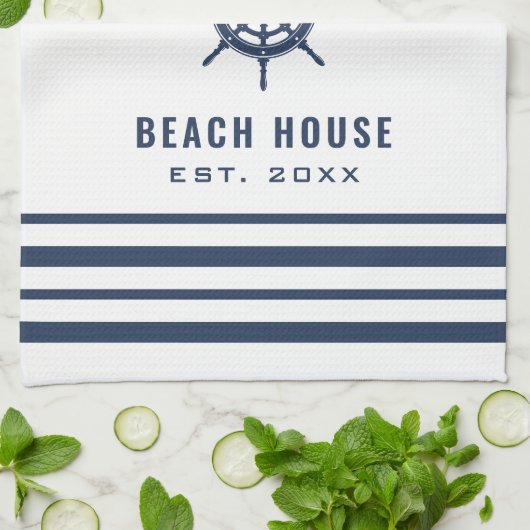 Beach House Navy Blue White Nautical Familienaam Theedoek (Gevouwen)