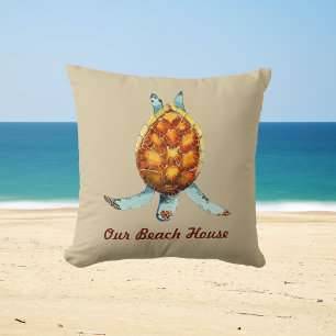 Beach House Pillow with Diving Sea Turtle on Tan Kussen