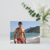 Beach Hunk Briefkaart (Staand voorkant)