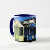 Beach huts and blue skies enlish sebe side foto mok (Voorkant links)