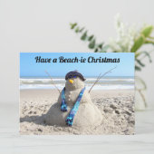 Beach Kerstmis Kaart-Sand Sculpture Snowman - flat Feestdagenkaart (Staand voorkant)