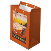 Beach & Kites - Pacific Beach, Washington Medium Cadeauzakje (Achterkant Gekanteld)