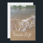 Beach Life Quote Waves Ocean Sandy Water Shore Feestdagenkaart<br><div class="desc">Gedrukt met mooi afbeelding zandstrand met aangepaste tekst sjabloon die u mag bewerken!</div>