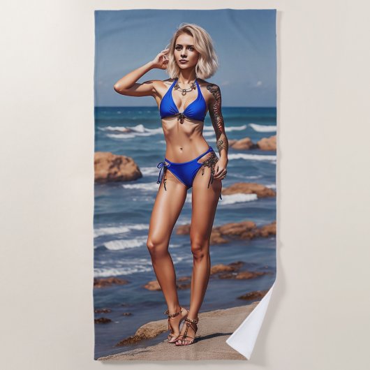 Beach model girl pose in Bikini Beach Towel Strandlaken (Voorkant)