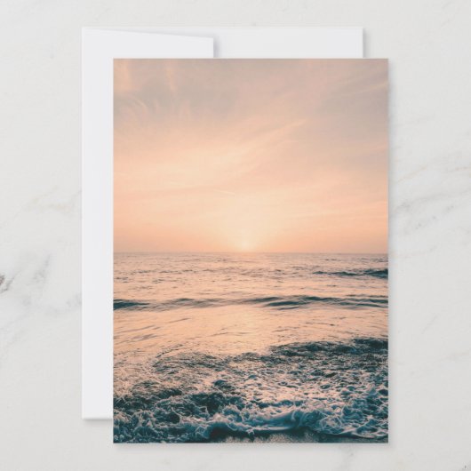 Beach Night Sunset in the Horizon Wedding Kaart (Achterkant)
