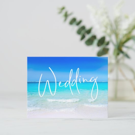 Beach Ocean Blue Sand Modern Destination Uitnodiging Briefkaart (Staand voorkant)