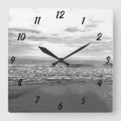 Beach Ocean Zee Abstract Zwart Wit Eenvoudig Schil Vierkante Klok (Voorkant)