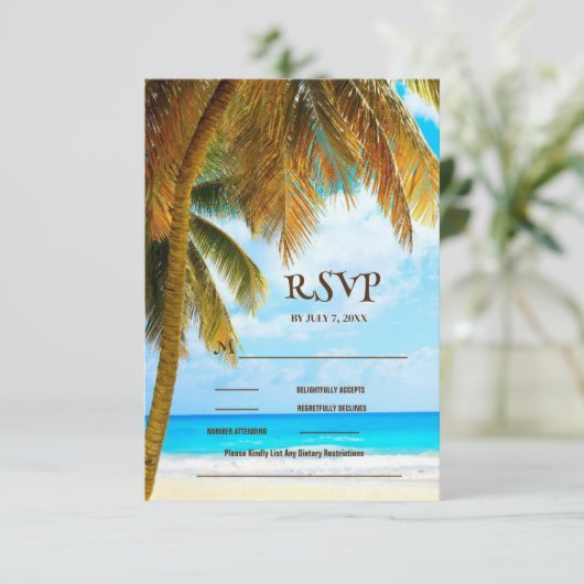 Beach Palm Trees Ocean Destination Wedding RSVP Kaartje (Staand voorkant)