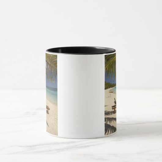 Beach, palmbomen en lounger mok (Midden)