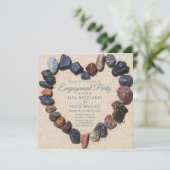 Beach Pebble Heart Photo Verloving Invitation Kaart (Staand voorkant)