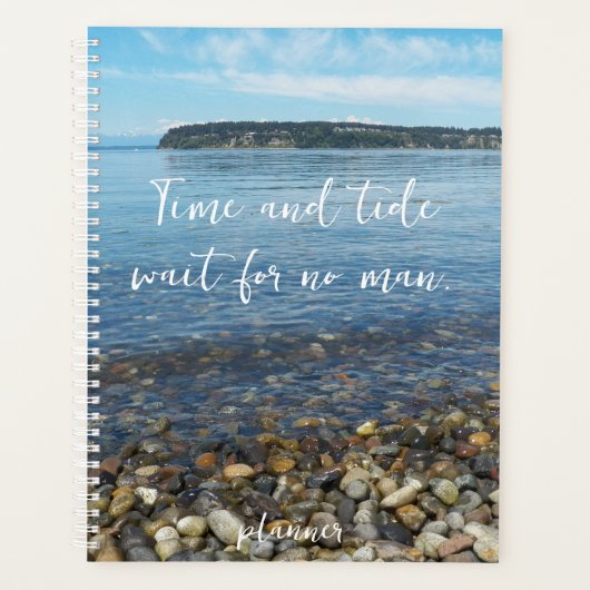 Beach Pebbles Time and Tide Chaucer Quote Planner (Voorkant)