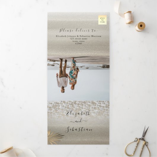 Beach Photo Wedding Tri-Fold Invitation Drieluik Uitnodiging (Buitenkant)