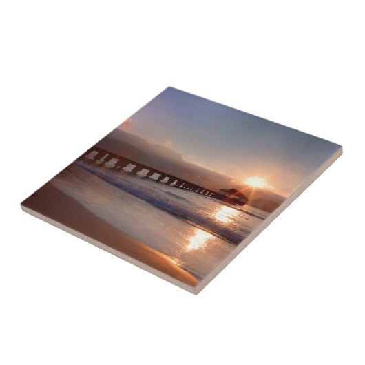 Beach pier bij zonsondergang, Hawaii Tegeltje (Zijkant)