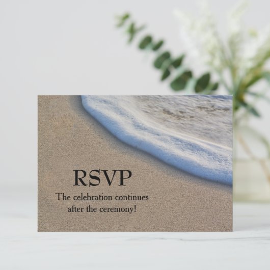 Beach Sand and Zee Foam Wedding RSVP (Staand voorkant)