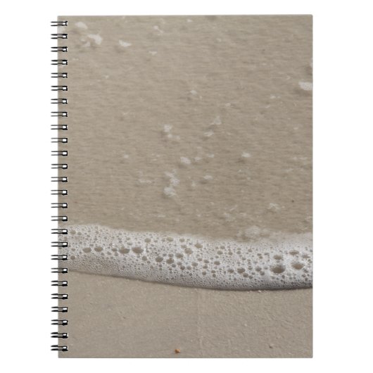 Beach Sand and Zee schuimen Notitieboek (Voorkant)