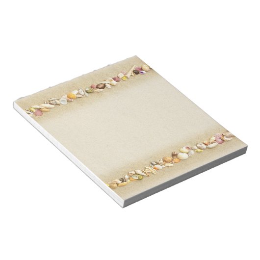 Beach Sand Background met Seashell Border Notitieblok (Schuin)