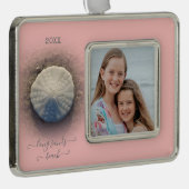 Beach Sand Dollar Roze foto Verzilverd Omlijst Ornament (Rechts)