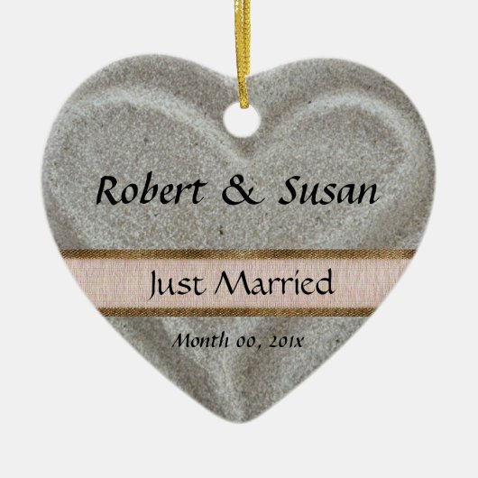 Beach Sand Heart Shaped Wedding Favor Keramisch Ornament (Voorkant)