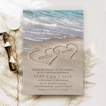 Beach Sand Hearts Elegant Tropical Modern Wedding Kaart<br><div class="desc">Het ontwerp is voorzien van een elegant strand met harten in het zand dat u de namen van uw keuze kunt "tekenen". U kunt kortere namen vergroten of langere namen krimpen indien nodig om behoorlijk binnen het hart onder de "pas verder"verbinding aan die onder de de manifestatievelden van de sjabloon...</div>